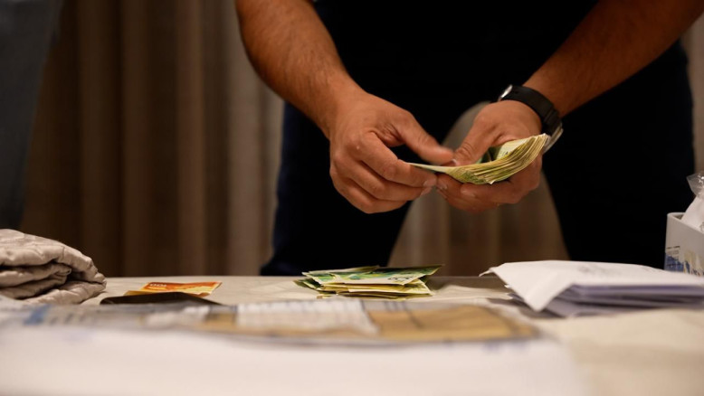 Truffe finanziarie sui social network: un problema serio che mette a rischio la fiducia nel mercato azionario