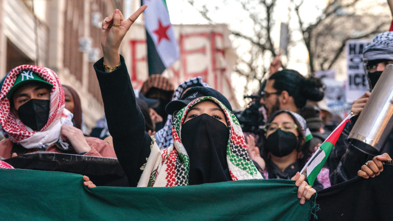 Fondazione musulmana in California distribuisce migliaia di dollari a studenti accusati di proteste pro‑palestinesi