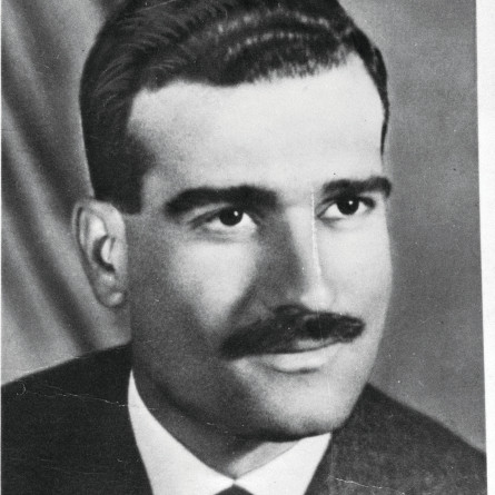 "מקווה שהשלב הבא יהיה להכניס את אלי למערכת החינוך", בתמונה: אלי כהן (צילום: לע"מ)