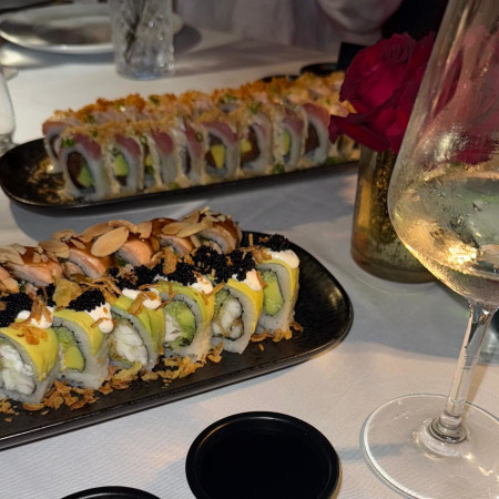 סושי במסעדת ג'אפון