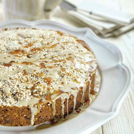 עוגת תאנים ותמרים