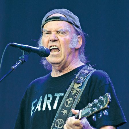 הולך בדרך שלו. יאנג