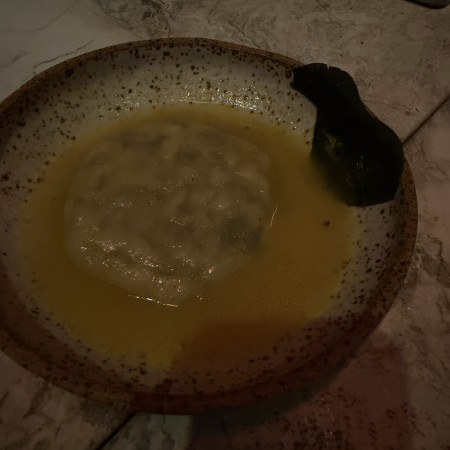 חמוסה ים של רובע א׳ | המחיר: 96 שקלים 