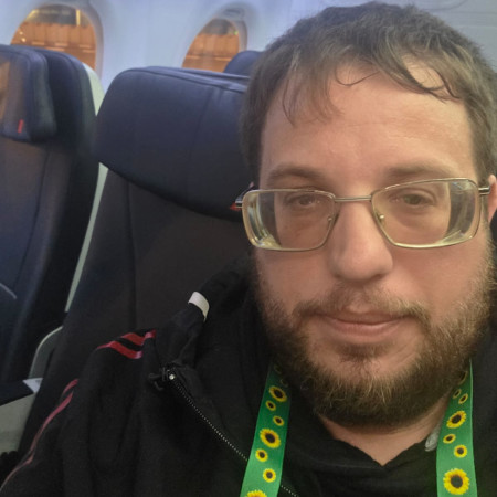 ג'וש ארונסון. מתיש אבל שווה