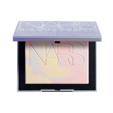 NARS  LIGHT REFLECTING&trade; PRISMATIC POWDER (צילום: יחצ)