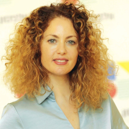 מיכל ויינשל שיינמן. מנהלת אגף תקשורת, שיווק והסברה במרכז הרפואי וולפסון