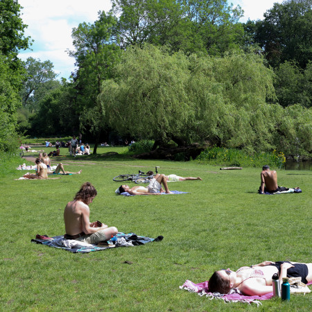 עטיפת המיני-אלבום ''אתה תגיד''