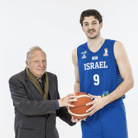 רומן סורקין וארנון פרשקובסקי (צילום: איגוד הכדורסל)