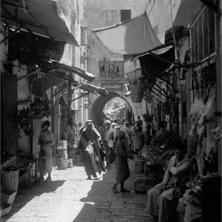ירושלים העתיקה: רחוב השוק, יולי 1931