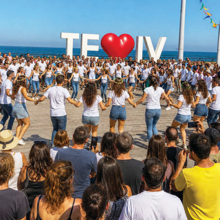 חוגגים שבועות בנמל תל אביב