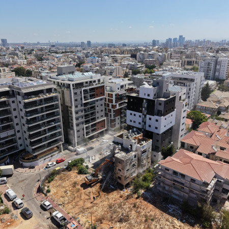 הריסת הבניין ברמת גן