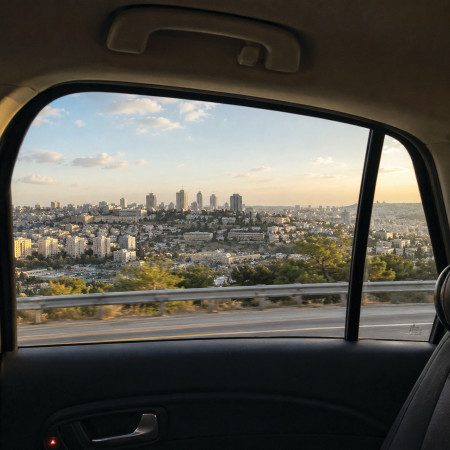 מבט לירושלים המודרנית, AI