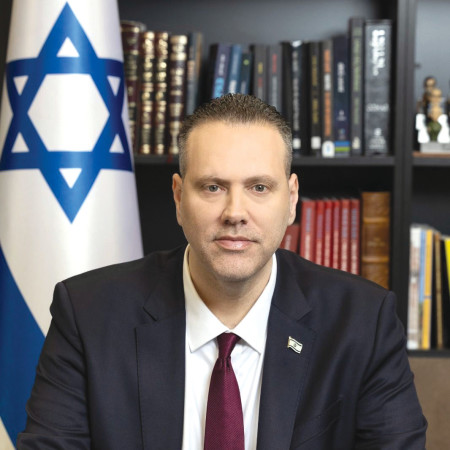 השר מיקי זוהר