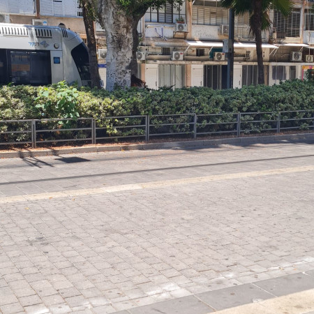 העסקים בשדרות ירושלים ביפו