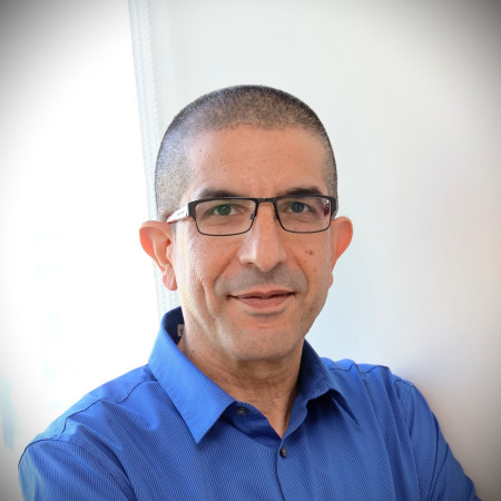 רו''ח אייל סנדו