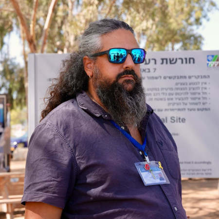 עמית מוסאי, שורד הנובה שאיבד כמה מחבריו הקרובים במסיבה
