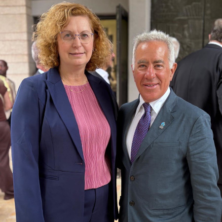 סילבן אדמס וענת אנגל&nbsp; (צילום: דוברות וולפסון)
