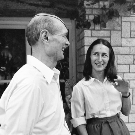 יעל דיין ומשה דיין בשנת 1979 (צילום: שמואל רחמני)