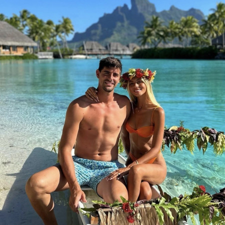 מישל גרציג וטיבו קורטואה חוגגים ירח דבש (צילום: צילום מסך אינסטגרם)