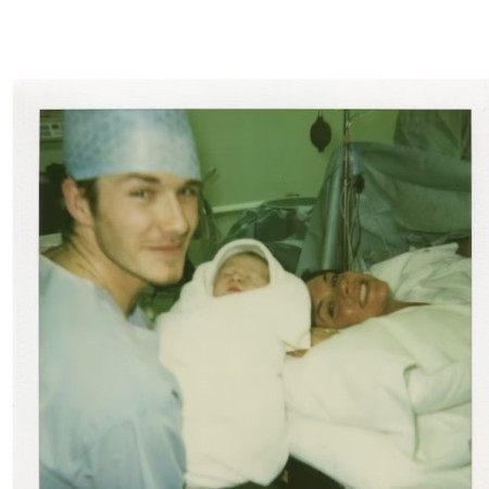ויקטוריה בקהאם, דיוויד בקהאם בחדר הלידה (צילום: צילום מסך מתוך האינסטגרם)