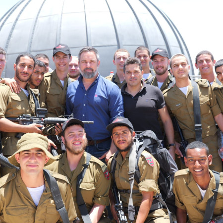 סנטיאגו אבסקל, עמיחי שיקלי והחיילים 