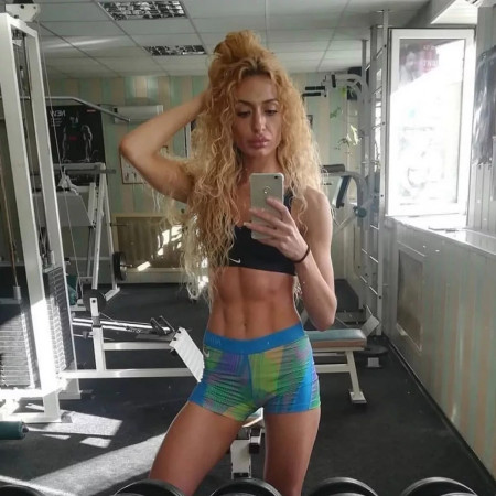 פוקרשצ'וק, לפני ההזרקות (צילום: מתוך אינסטגרם)
