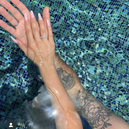 הצילום מהאינסטגרם של מר וגברת קראוס (צילום: צילום מסך אינסטגרם)