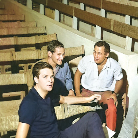 שלישיית גשר הירקון, גלגול שני: איינשטיין, גוריון ואמדורסקי