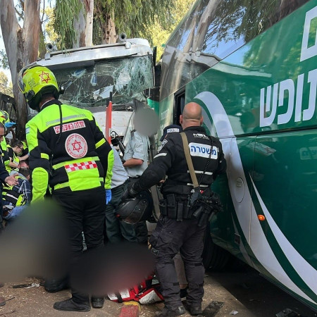 זירת האירוע בגלילות (צילום: דוברות מד''א)