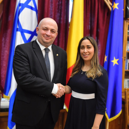 מאי גולן ומר סילביו וקסלר