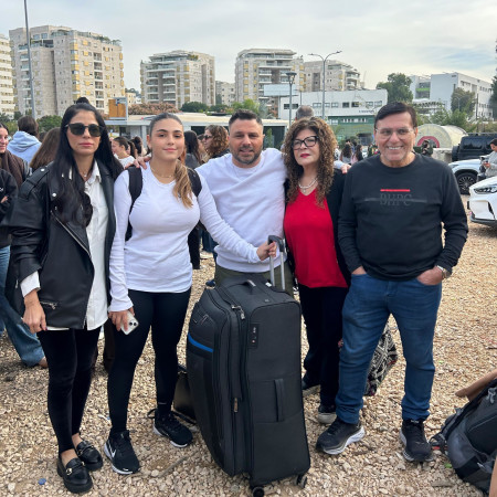 יוסי ואשתו, טילטיל, תאיר וורד (צילום: אור גפן)