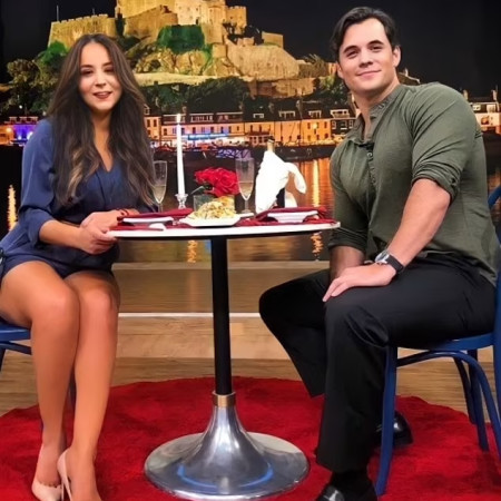 שרה ובן זוגה ג׳ק, באפליקציית רפליקה