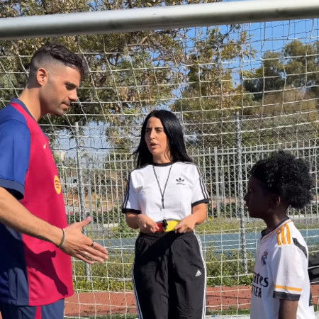 ליאו, בר כהן, אליאב טעטי. התחפושת המדוברת (צילום: צילום מסך אינסטגרם)