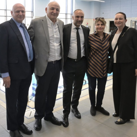 חיה תשובה, דליה איציק, יוסי אבו, יצחק תשובה ויורם וייס (צילום: אבי אוחיון)