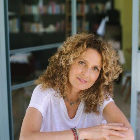 מעצבת פנים - קרן גנס (צילום: נטלי שור)