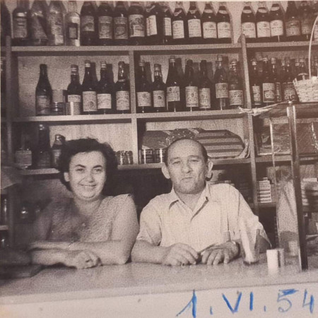 שרה וצבי רוזנברג מייסדי מסעדת ''קיטון''