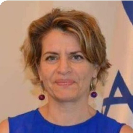 אמירה אורון