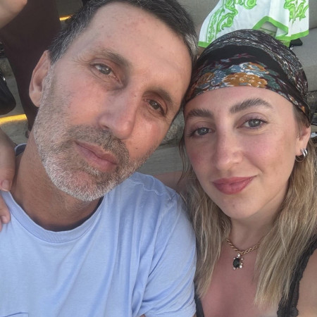 אריק בנאדו והבת זוג החדשה (צילום: מתוך אינסטגרם)