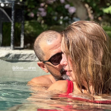 אסי ישראלוף והחברה החדשה (צילום: צילום מסך אינסטגרם)