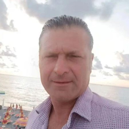 לואיג'י די סארנו, מת בעקבות הרעלת מזון