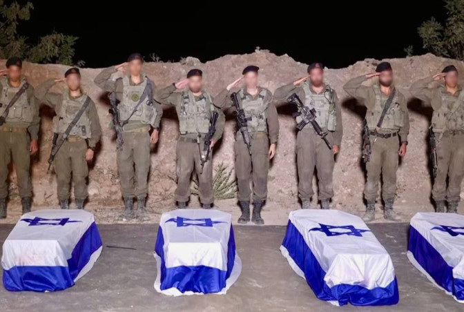 מעמד קבלת ארונות החטופים החללים ע"י כוח צה"ל (צילום: דובר צהל)
