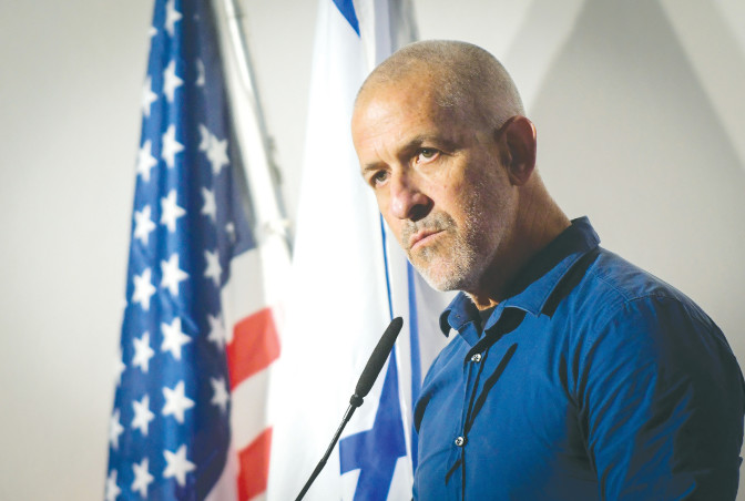 רונן בר (צילום: אבשלום ששוני)