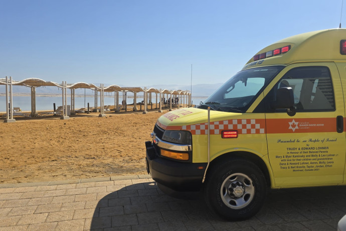 Tragedia al Mar Morto uomo di 70 anni muore durante il bagno