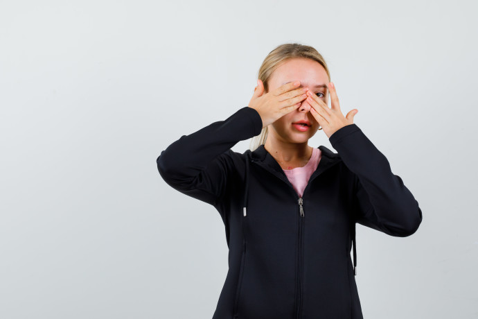 Offuscamento della Vista in un Occhio: Cause, Rimedi e Importanza della Diagnosi Tempestiva