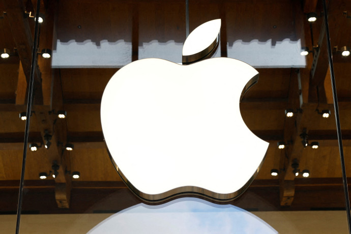 Apple condannata a risarcire milioni di clienti per abuso di potere e commissioni eccessive