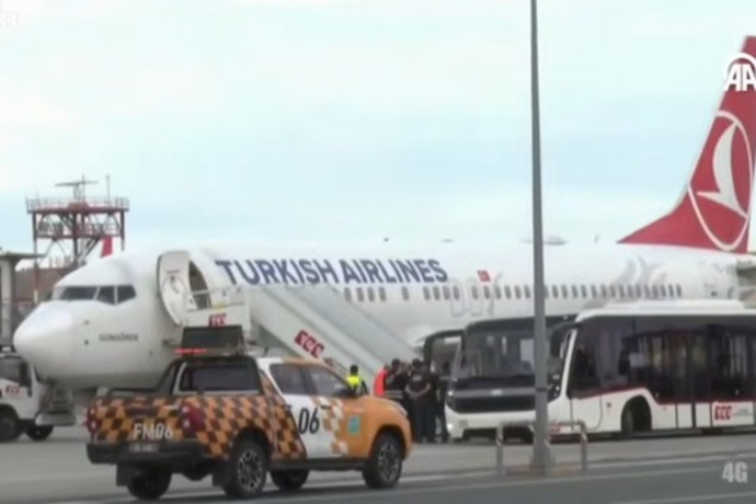 נגמרה החגיגה: פעילי המשט לעזה עלו על טיסה - וממשיכים להאשים