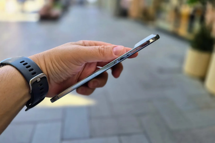 סקירה: אייפון Air – דקיק, מיוחד עם אפקט הוואוו