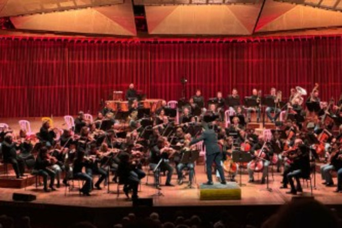 התזמורת הפילהרמונית הישראלית בצעד חשוב להעלאת המודעות לסרטן השד