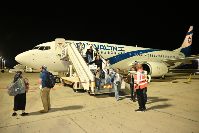 main-maariv item
