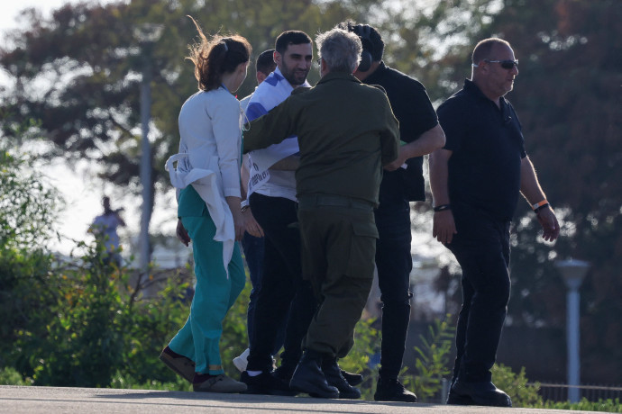 La Liberazione di Shagiv Kalphon: Una Storia di Speranza e Resilienza nel Conflitto Israelo-Palestinese